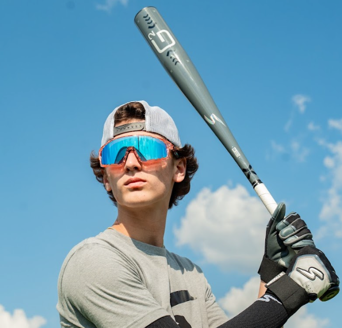 Sunglasses & Necklaces